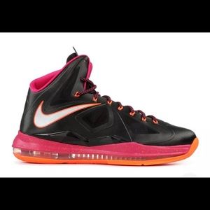 Gently Live Nike Lebrun 10’s